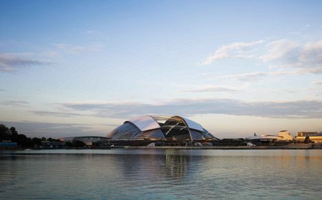 世界最大的大跨度穹顶建筑:新加坡国家体育馆